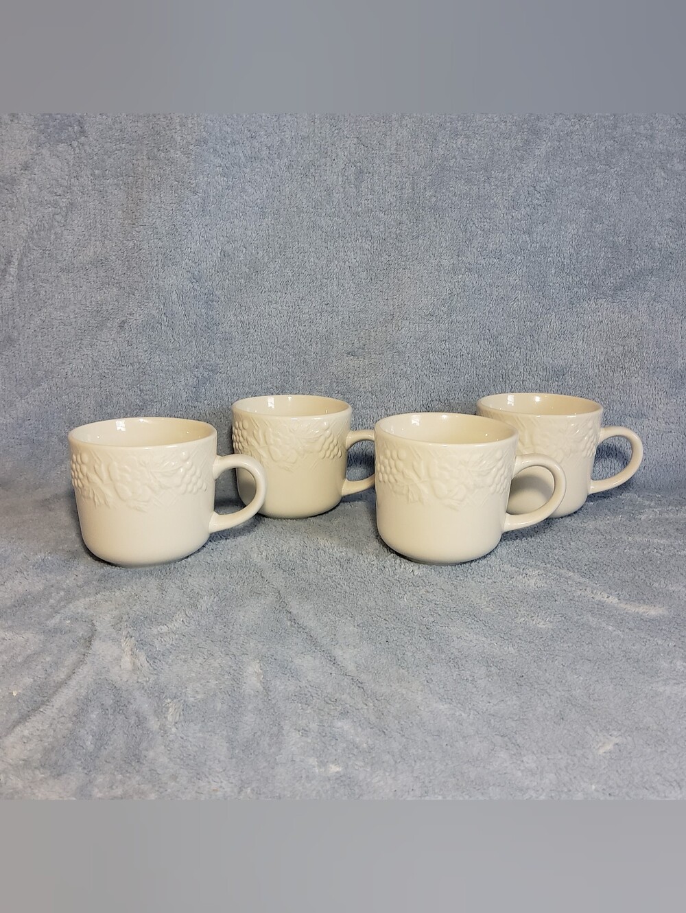Set Of 4 Gibson Four Seasons 3” Coffee Cup White Embossed Grapes Floral Fruit